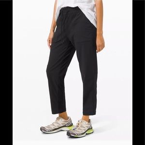EUC Lululemon beyond the Studio Cropped stretch Pants, Size 12